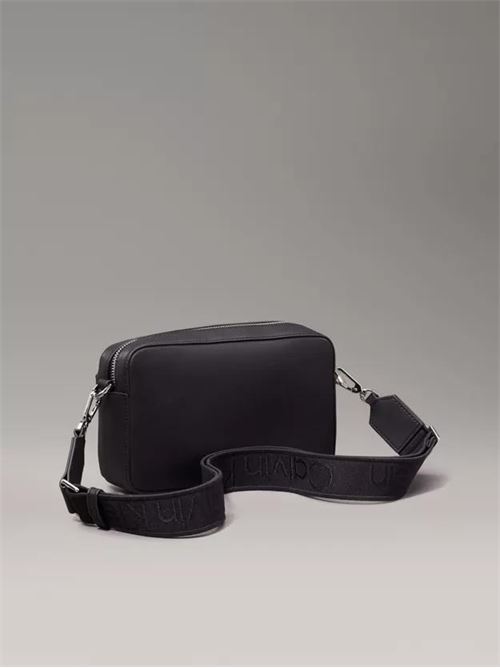 CK MUST CONVERTIBLE CAMERA BAG CALVIN KLEIN | K60K612901/BEH